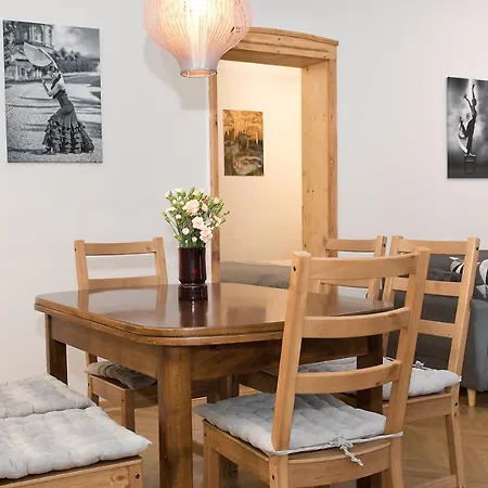 Stara Apteka Apartment